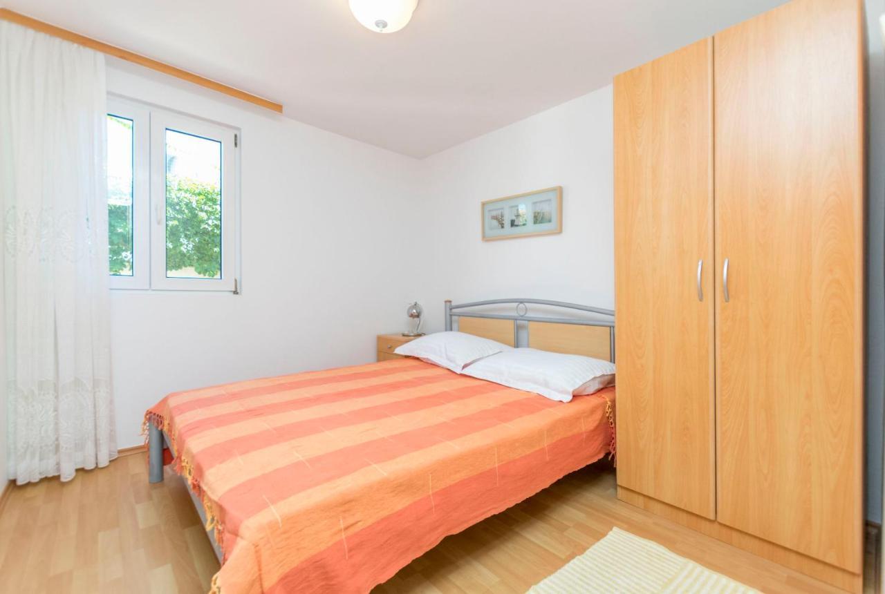 Apartments Ljubomir Rogoznica  Extérieur photo