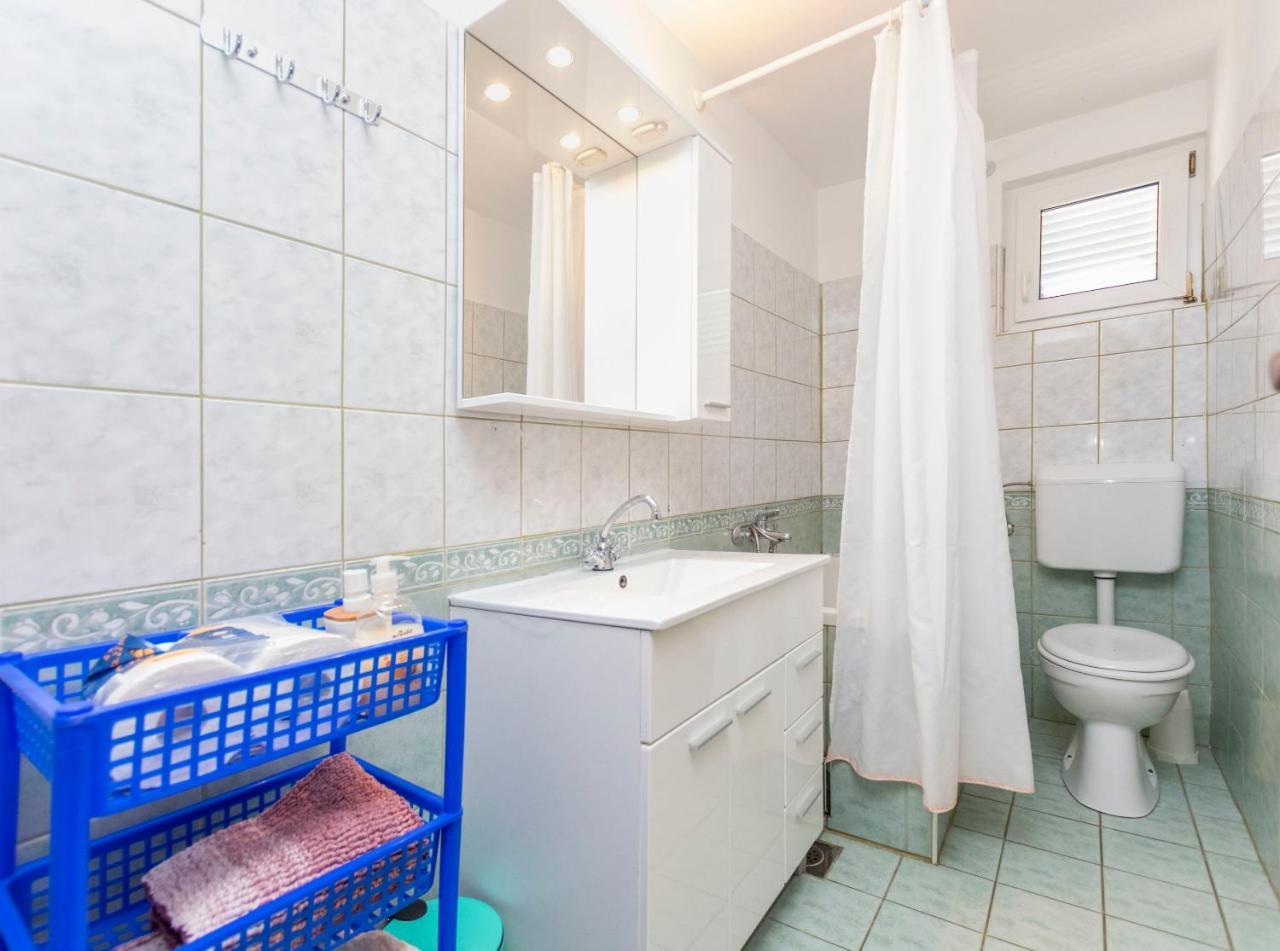 Apartments Ljubomir Rogoznica  Extérieur photo